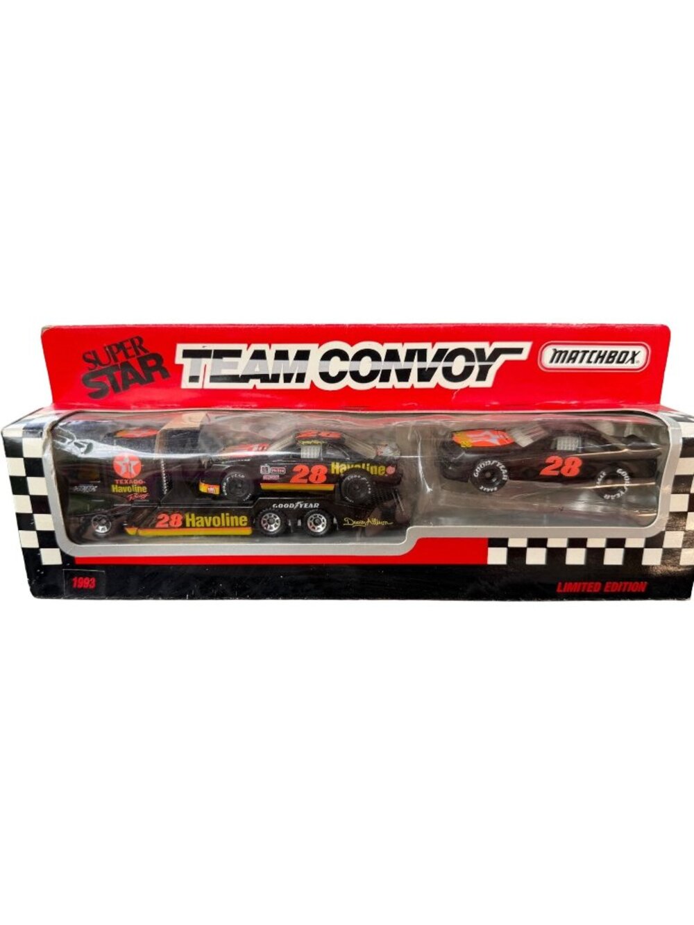 1993 Matchbox Team Convoy Texaco Havoline 2 Cars & Transporter Davey Allison #28